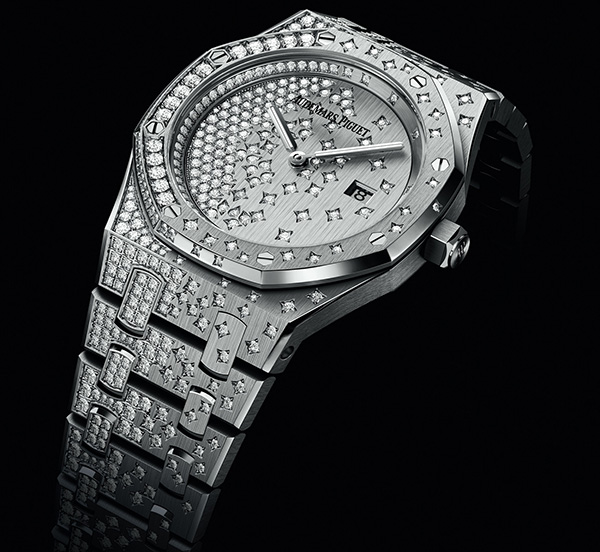 Audemars Piguet Royal-Oak copy watches for ladies are always extraordinary.